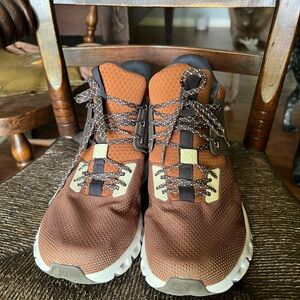 On Running Men's Brown Running Shoes